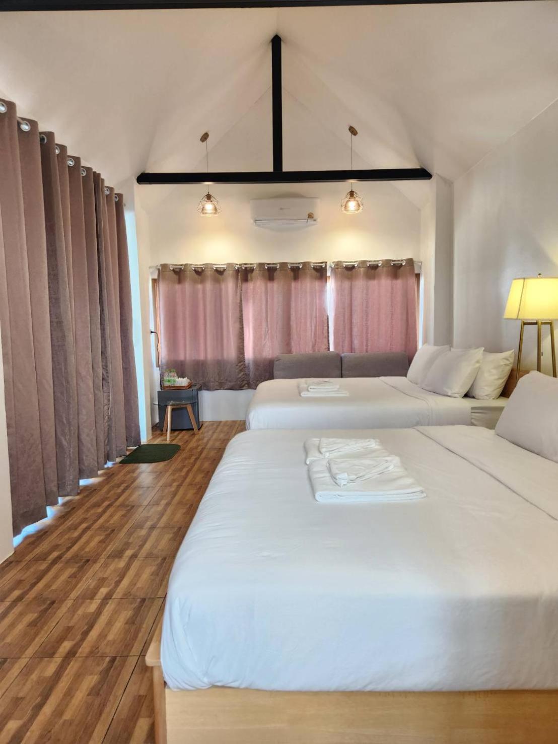 The Duck Cafe And Resort Trat Kültér fotó